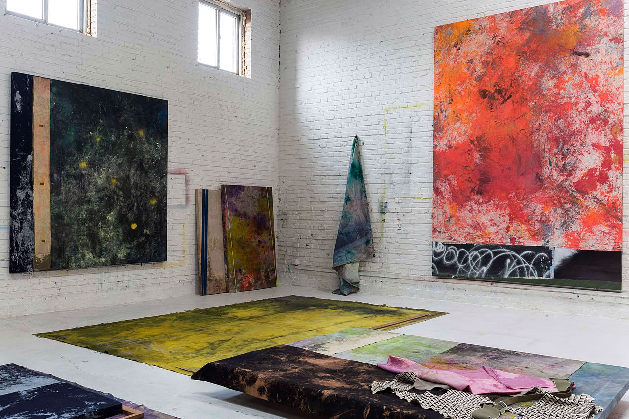 Liu Jian
Dangerous Edge